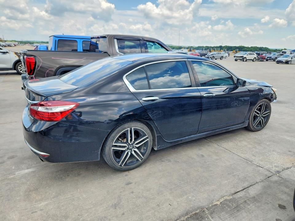 Продаж на аукціоні авто 2017 Honda Accord, vin: 1HGCR2F51HA058496, номер лоту: 55838146