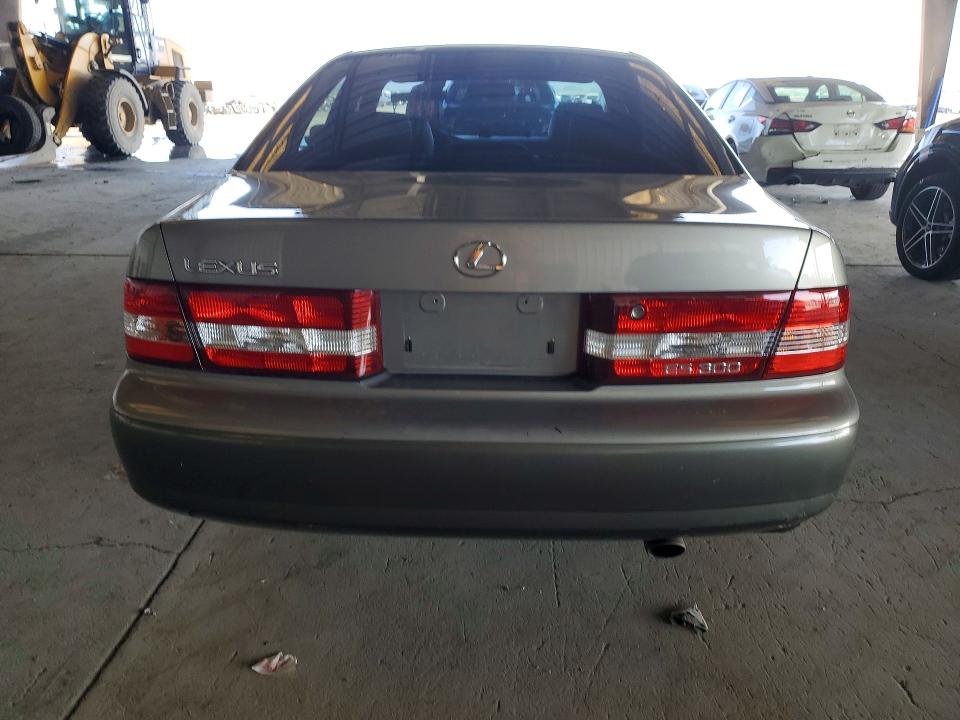 2000 Lexus Es მანქანა იყიდება აუქციონზე, vin: JT8BF28GXY5102777, აუქციონის ნომერი: 56419846