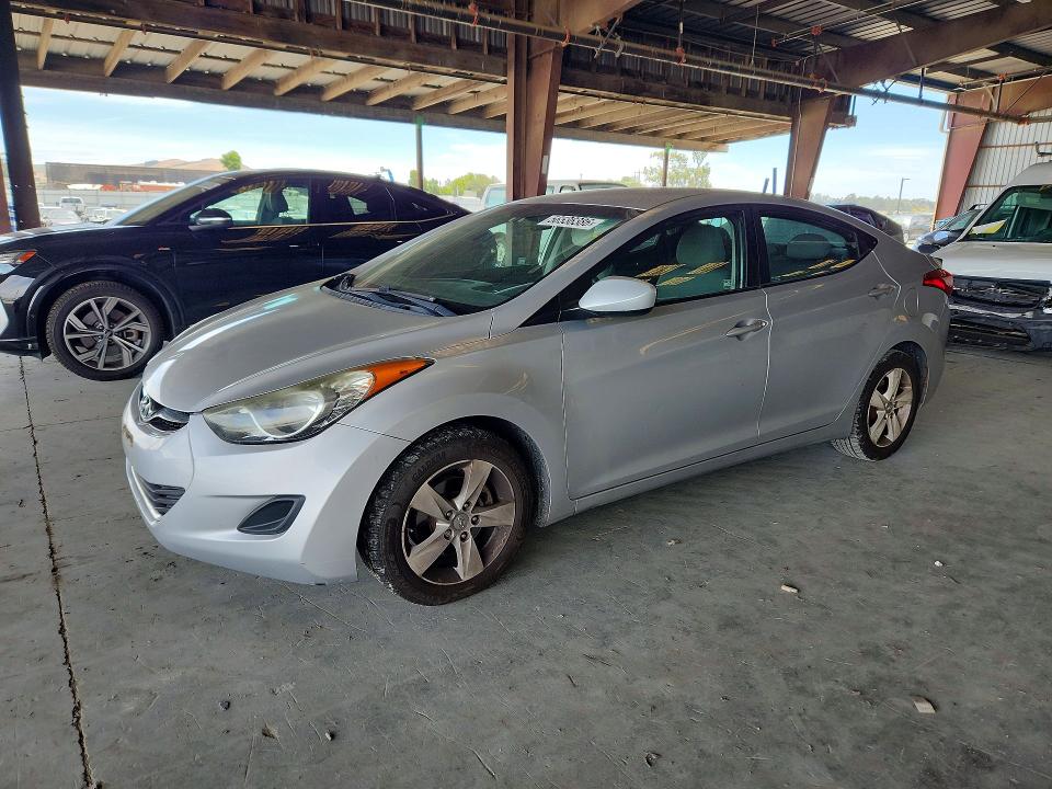 56536386 :رقم المزاد ، 5NPDH4AE2BH043885 vin ، 2011 Hyundai Elantra مزاد بيع