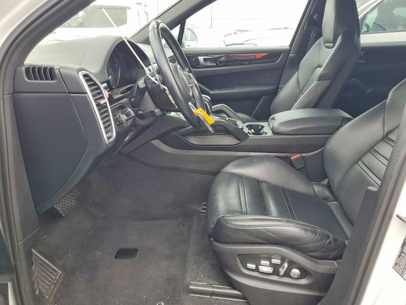 57930366 :رقم المزاد ، WP1AA2AY1KDA10970 vin ، 2019 Porsche Cayenne مزاد بيع