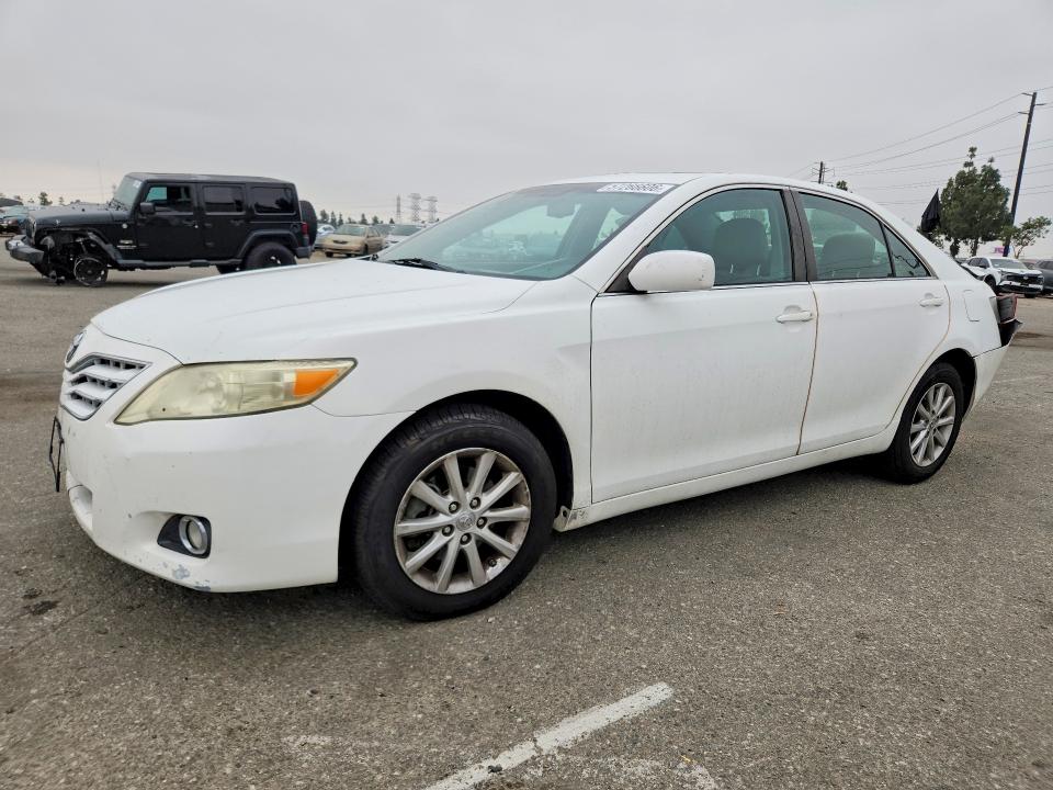 57266606 :رقم المزاد ، 4T4BF3EK6BR186286 vin ، 2011 Toyota Camry مزاد بيع