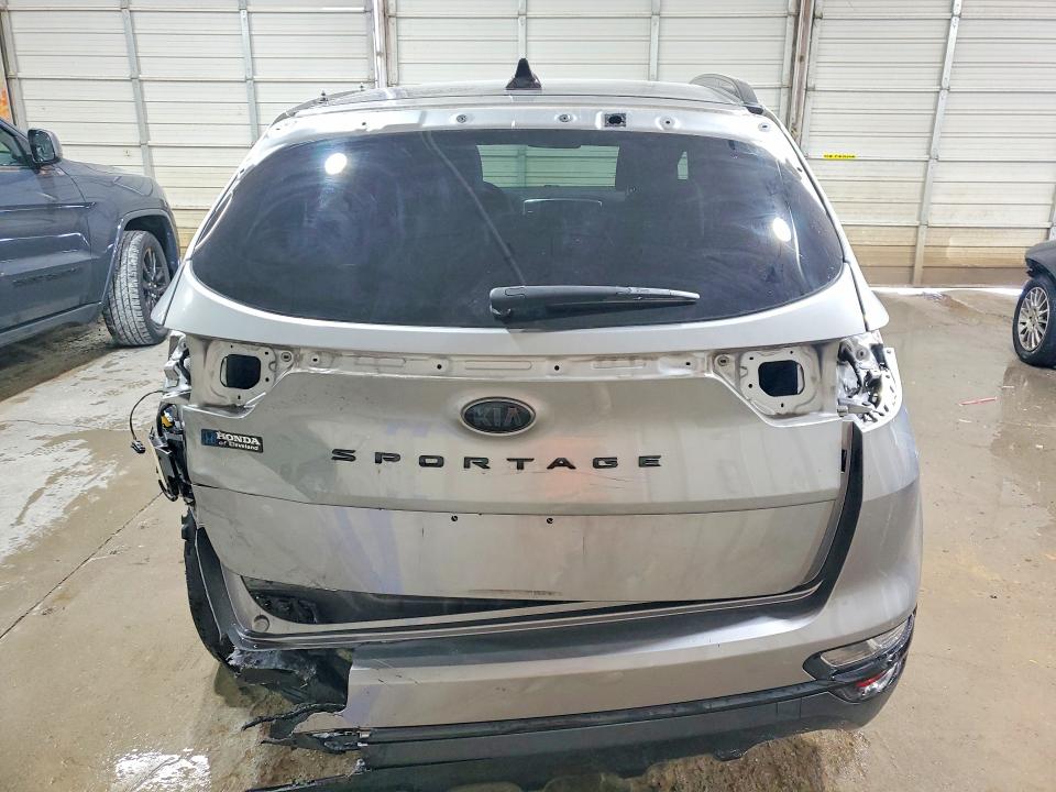 2021 Kia Sportage მანქანა იყიდება აუქციონზე, vin: KNDP63AC0M7935653, აუქციონის ნომერი: 55804286