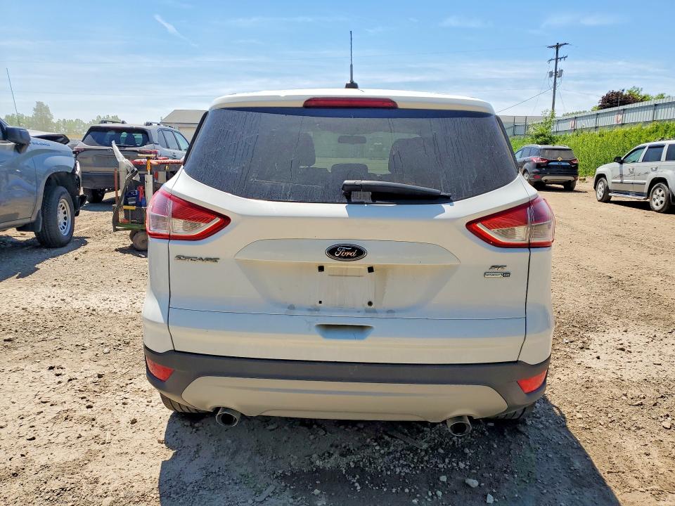 2013 Ford Escape მანქანა იყიდება აუქციონზე, vin: 1FMCU9GX7DUD80926, აუქციონის ნომერი: 55715966