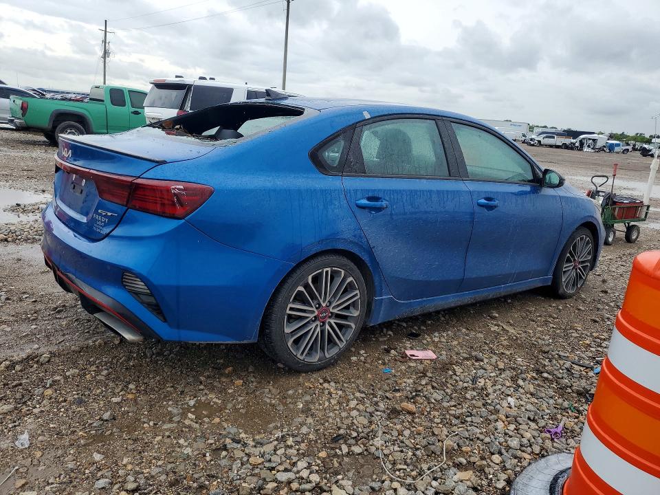 2023 Kia Forte მანქანა იყიდება აუქციონზე, vin: 3KPF44AC1PE517310, აუქციონის ნომერი: 57740676