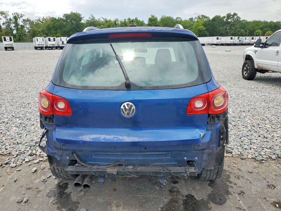 55627806 :رقم المزاد ، WVGAV7AX7AW002123 vin ، 2010 Volkswagen Tiguan مزاد بيع