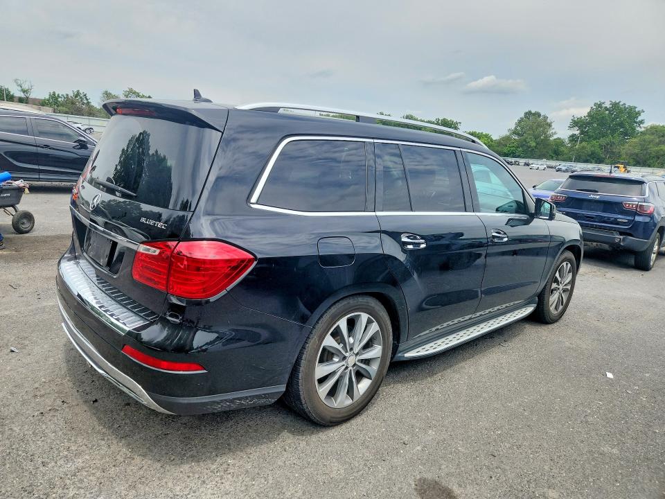 Продажа на аукционе авто 2016 Mercedes-benz Gl, vin: 4JGDF2EE5GA690702, номер лота: 58638016