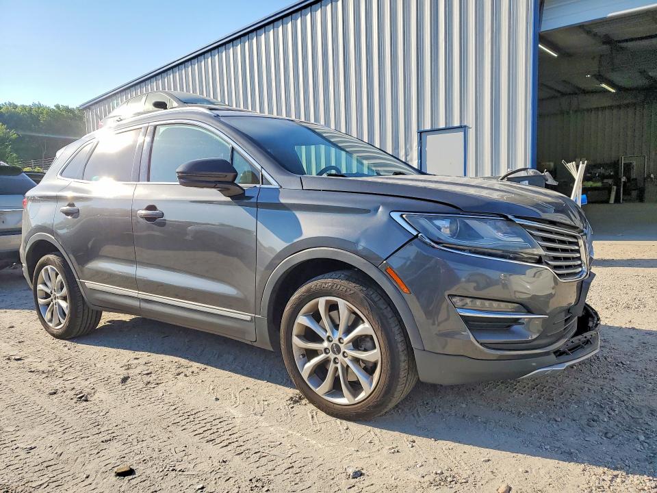 56177556 :رقم المزاد ، 5LMCJ2D97JUL22572 vin ، 2018 Lincoln Mkc مزاد بيع