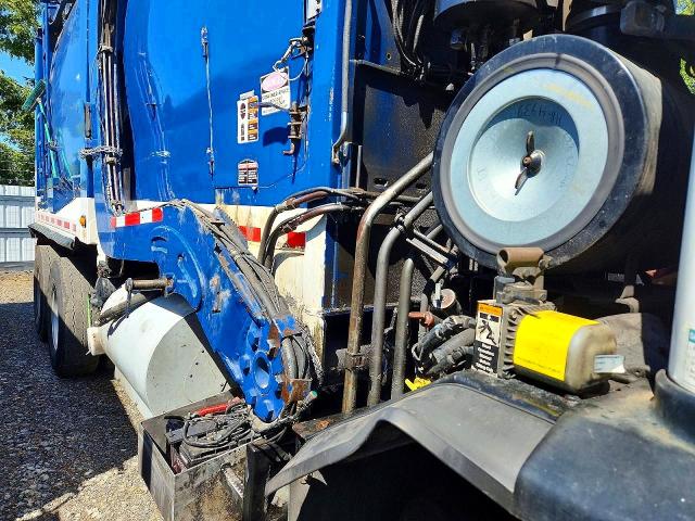 Продаж на аукціоні авто 2015 Peterbilt 320, vin: 3BPZLH0X2FF260940, номер лоту: 54119756