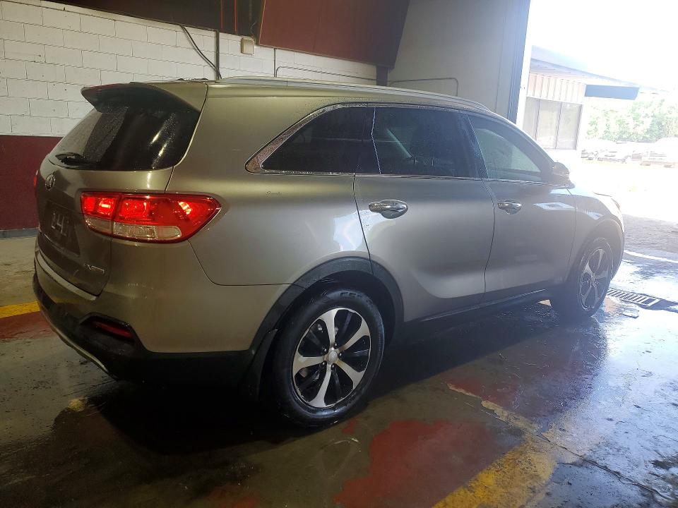 57886566 :رقم المزاد ، 5XYPH4A17GG010244 vin ، 2016 Kia Sorento مزاد بيع