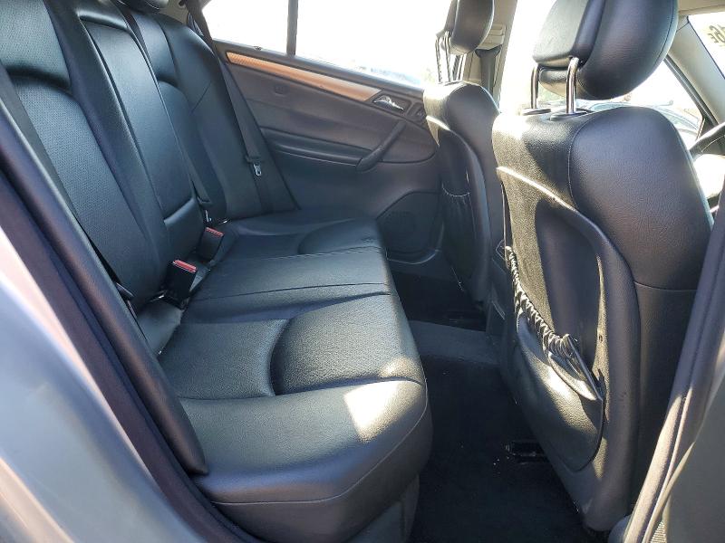 2004 Mercedes-benz C მანქანა იყიდება აუქციონზე, vin: WDBRF40J74F523961, აუქციონის ნომერი: 55415616
