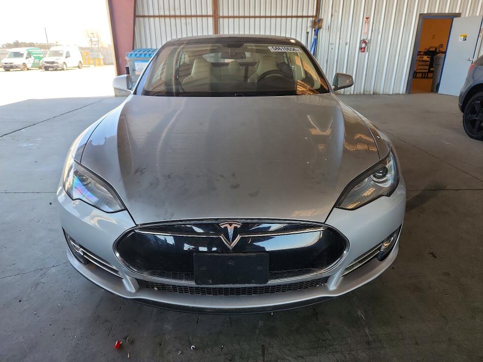 Продаж на аукціоні авто 2013 Tesla Model S, vin: 5YJSA1CN8DFP13772, номер лоту: 58610656