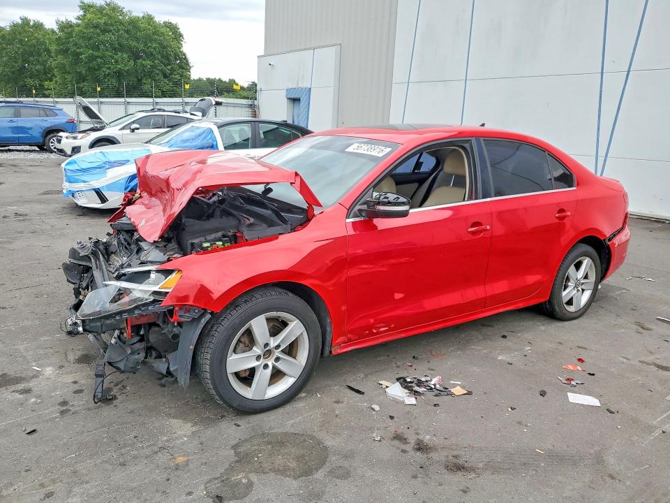 2013 Volkswagen Jetta მანქანა იყიდება აუქციონზე, vin: 3VW3L7AJ1DM373911, აუქციონის ნომერი: 56738916