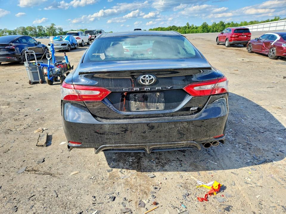 Aukcja sprzedaży 2018 Toyota Camry, vin: 4T1B11HK7JU581066, numer aukcji: 57481666