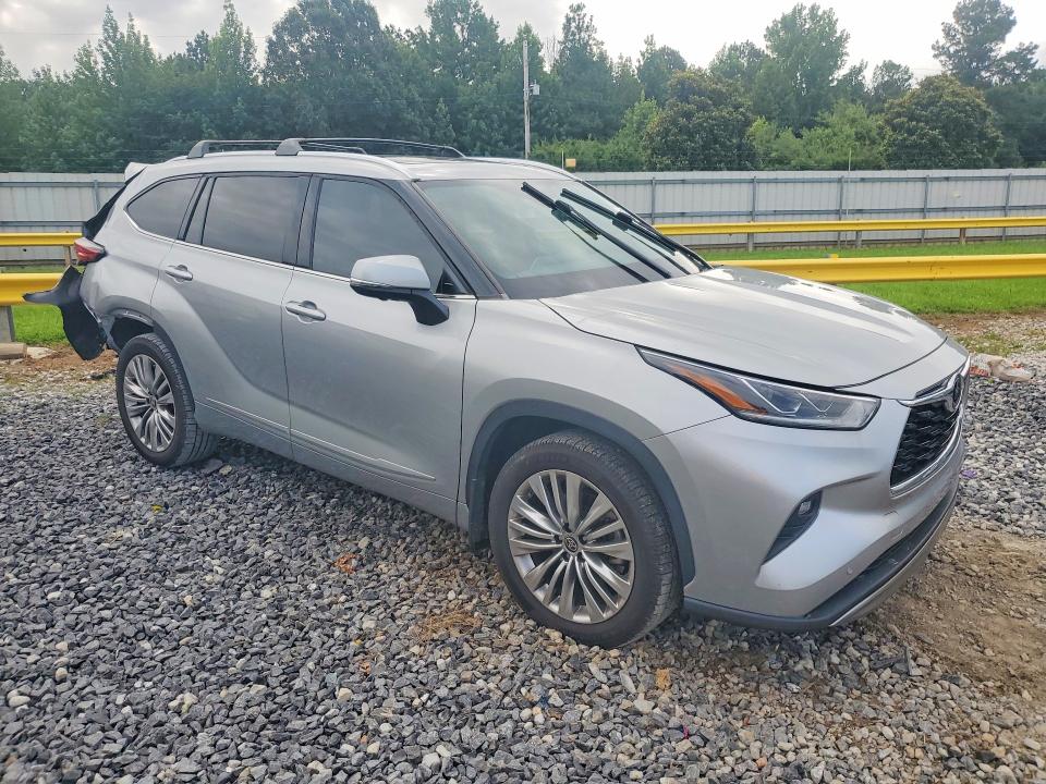 Aukcja sprzedaży 2023 Toyota Highlander, vin: 5TDKDRBH5PS513093, numer aukcji: 58779786