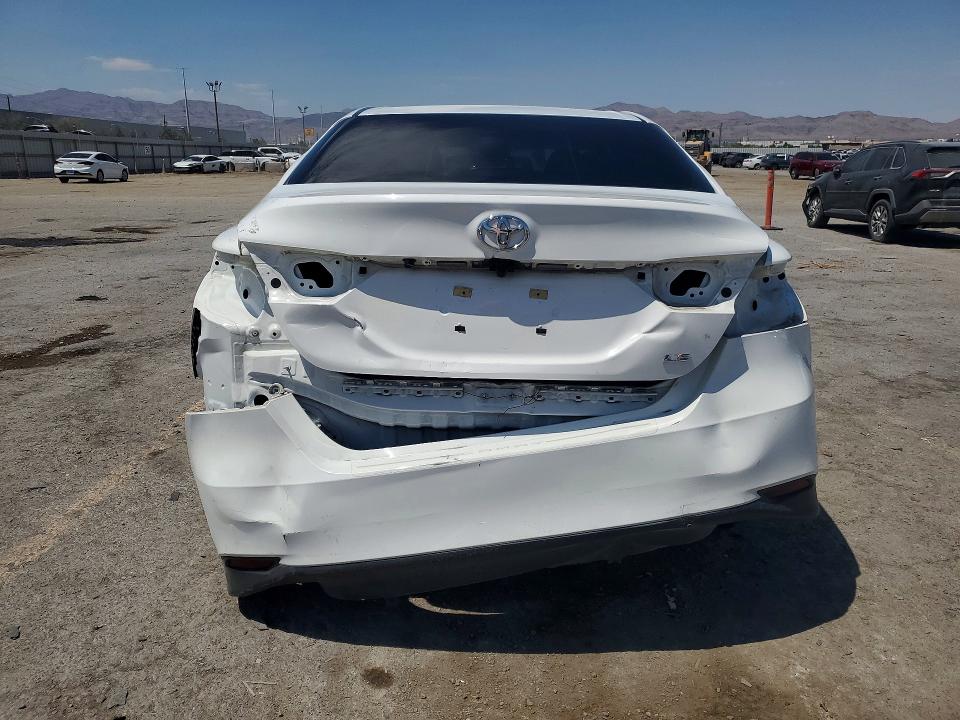 2018 Toyota Camry მანქანა იყიდება აუქციონზე, vin: 4T1B11HK6JU613232, აუქციონის ნომერი: 57951056