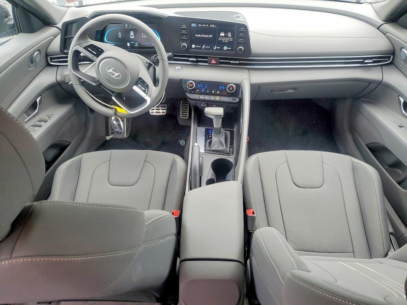 56963496 :رقم المزاد ، KMHLM4DG3TU221150 vin ، 2026 Hyundai Elantra مزاد بيع