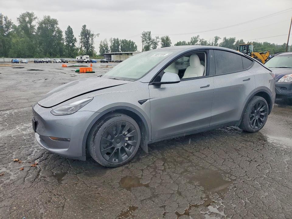 Продажа на аукционе авто 2025 Tesla Model Y, vin: 7SAYGDEE6SF297793, номер лота: 56641506