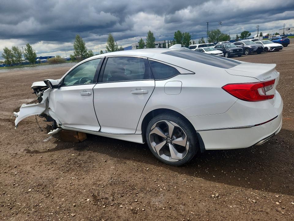 Продаж на аукціоні авто 2018 Honda Accord, vin: 1HGCV2F98JA801143, номер лоту: 56972806