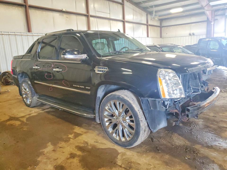 57917836 :رقم المزاد ، 3GYT4MEFXBG306721 vin ، 2011 Cadillac Escalade مزاد بيع