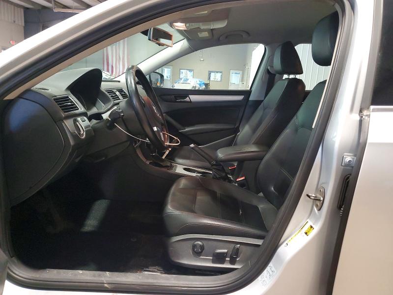 2013 Volkswagen Passat მანქანა იყიდება აუქციონზე, vin: 1VWBP7A38DC104307, აუქციონის ნომერი: 57161466