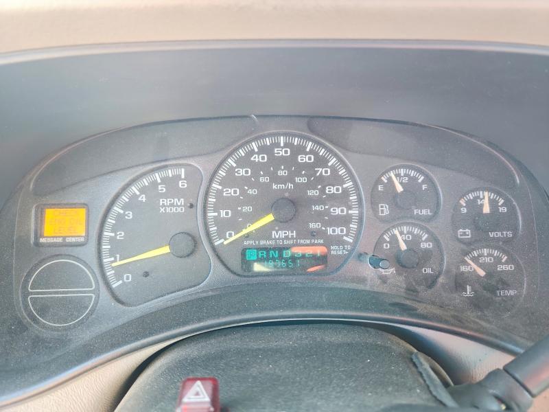 Продажа на аукционе авто 2000 Chevrolet Silverado, vin: 2GCEC19T2Y1149672, номер лота: 57863826