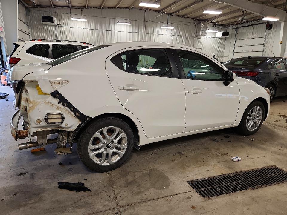 Aukcja sprzedaży 2017 Toyota Yaris Ia, vin: 3MYDLBYV8HY180416, numer aukcji: 57492226