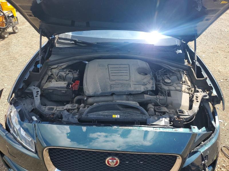 56456726 :رقم المزاد ، SADCJ2FX2JA320236 vin ، 2018 Jaguar F-pace مزاد بيع