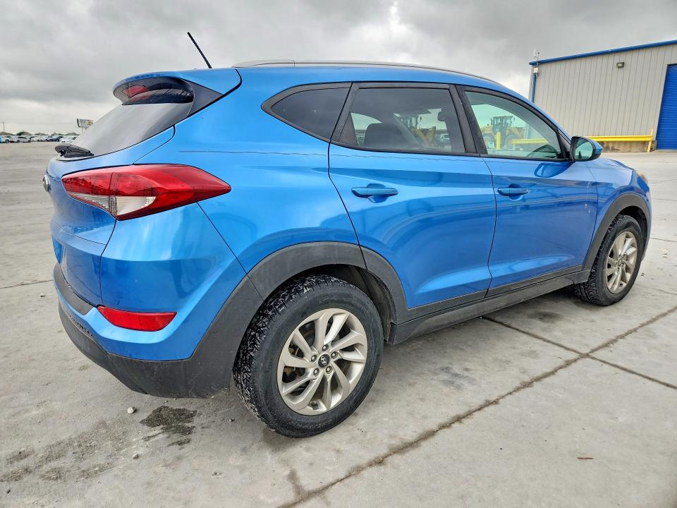 2016 Hyundai Tucson მანქანა იყიდება აუქციონზე, vin: KM8J33A41GU143150, აუქციონის ნომერი: 56265466