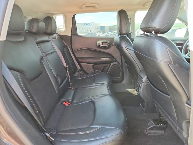 56719396 :رقم المزاد ، 3C4NJDBB3HT629176 vin ، 2017 Jeep Compass مزاد بيع