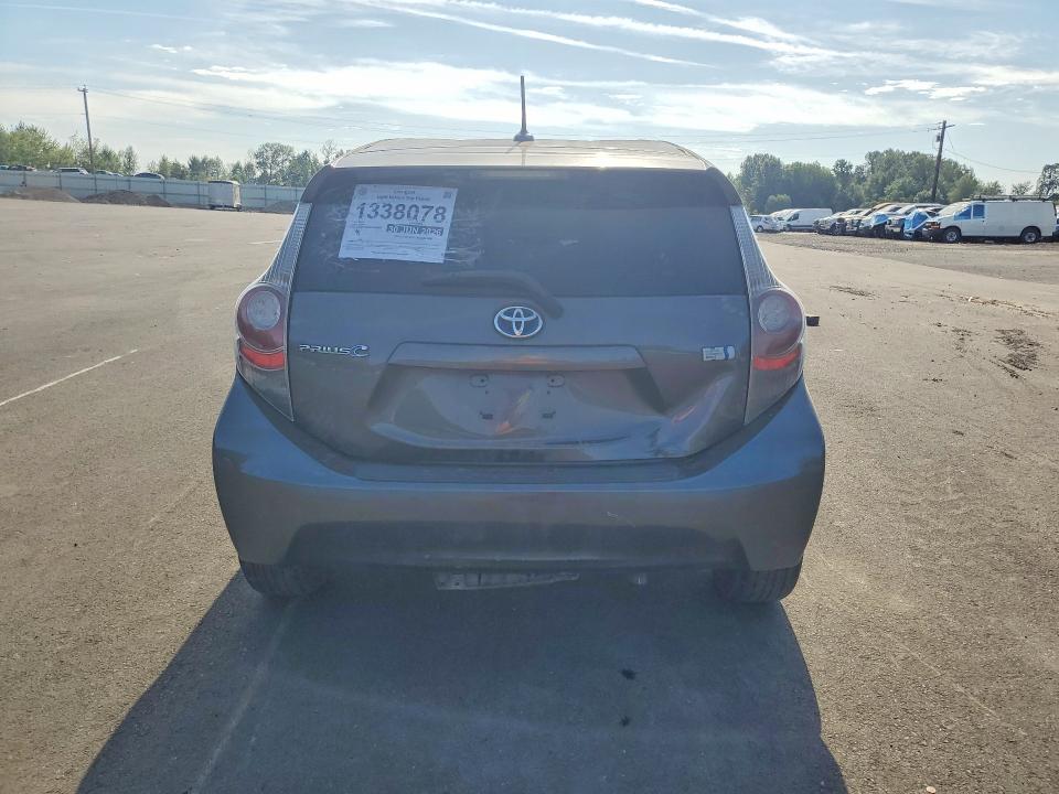 Продажа на аукционе авто 2014 Toyota Prius C, vin: JTDKDTB38E1064228, номер лота: 58498576