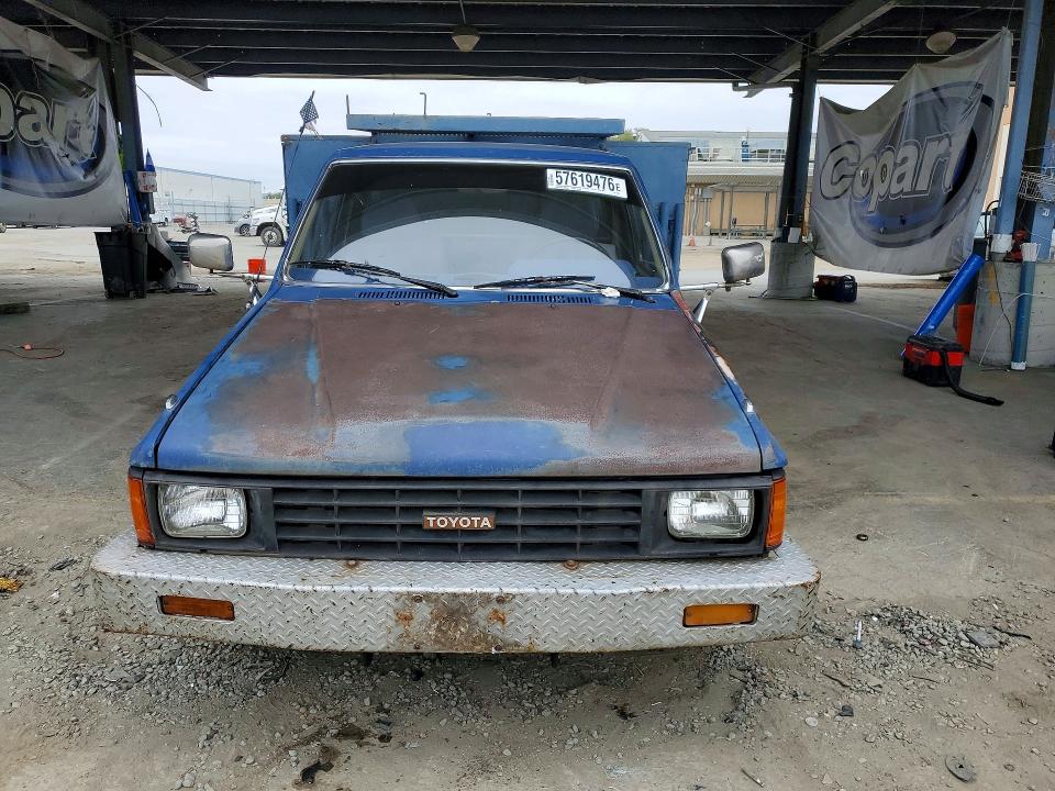 Продажа на аукционе авто 1984 Toyota Pickup, vin: JT4RN56D5E5009660, номер лота: 57619476