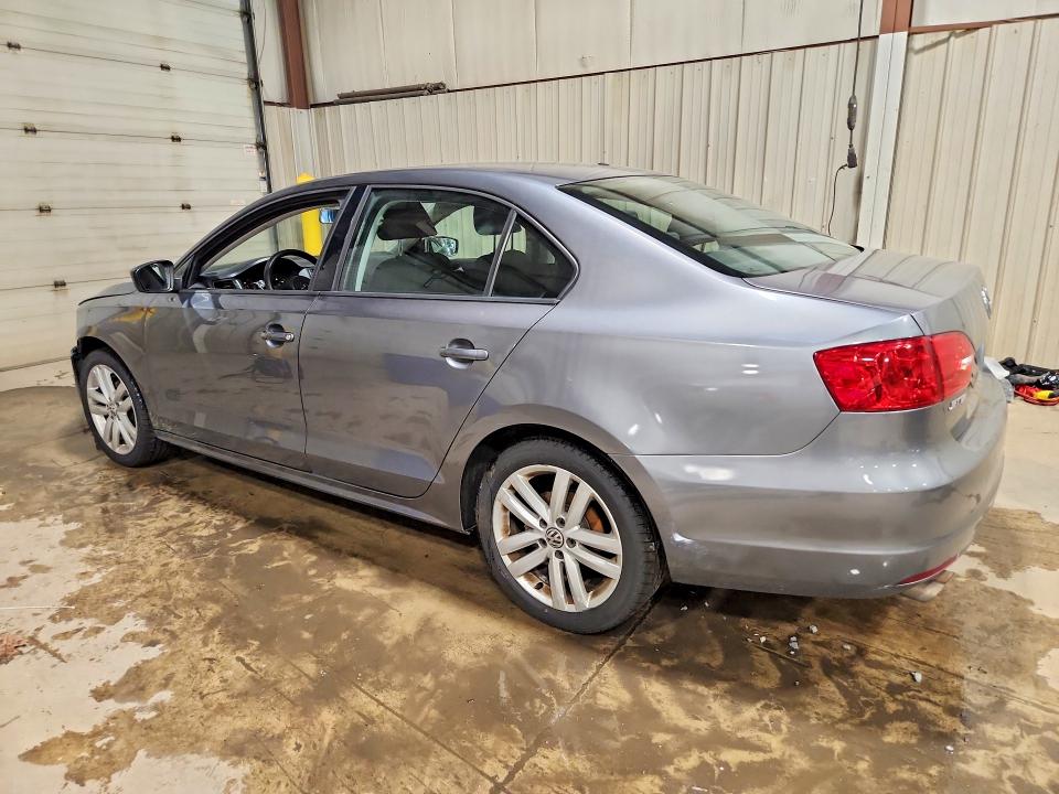2014 Volkswagen Jetta მანქანა იყიდება აუქციონზე, vin: 3VW1K7AJ5EM370800, აუქციონის ნომერი: 57236006