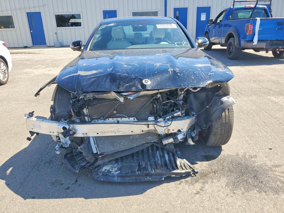 2022 Mercedes-benz E მანქანა იყიდება აუქციონზე, vin: W1KZF8EB1NB059946, აუქციონის ნომერი: 57824246