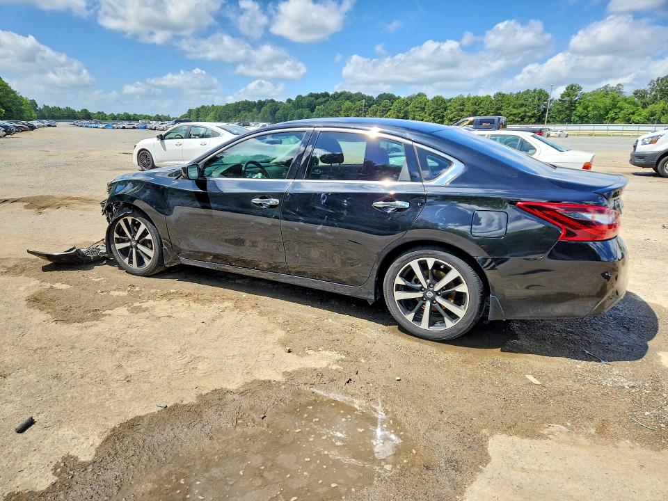Продаж на аукціоні авто 2018 Nissan Altima, vin: 1N4AL3AP5JC293702, номер лоту: 58930636