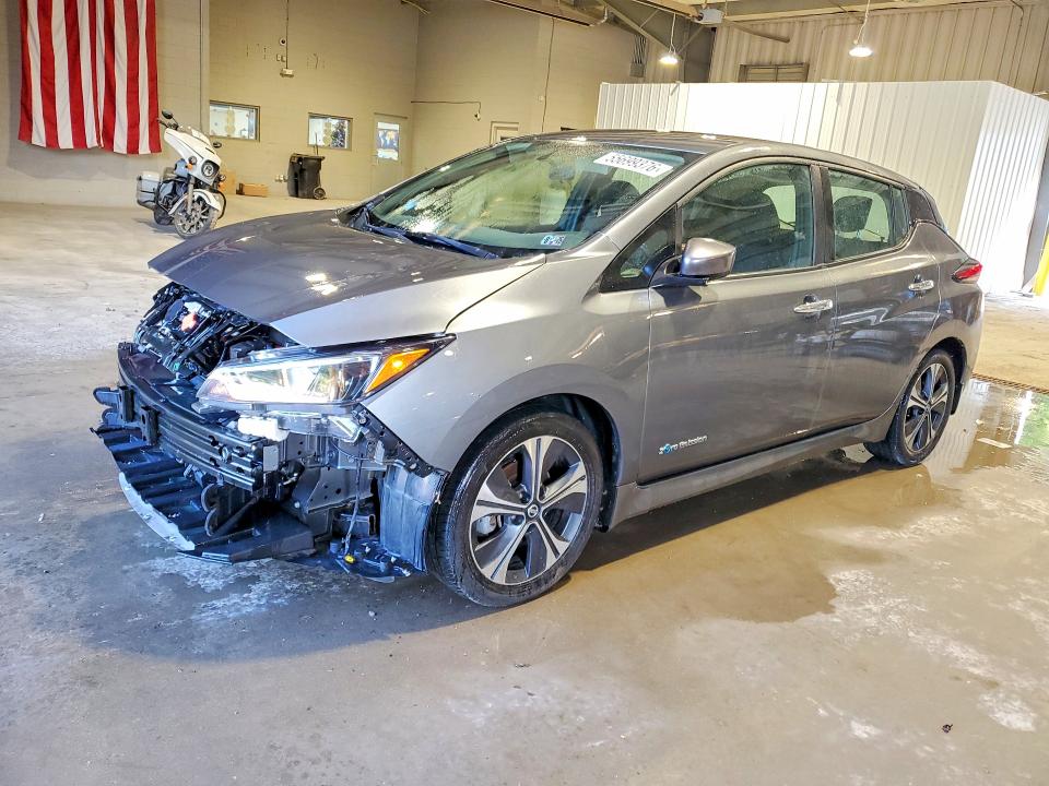 2018 Nissan Leaf მანქანა იყიდება აუქციონზე, vin: 1N4AZ1CP4JC301031, აუქციონის ნომერი: 55699376
