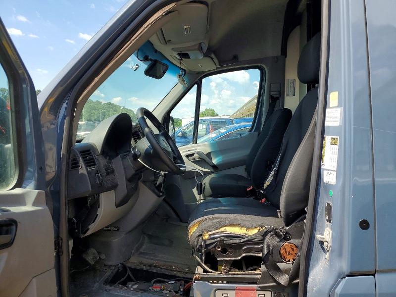 57647606 :رقم المزاد ، WD3PE7CD2JP623436 vin ، 2018 Mercedes-benz Sprinter مزاد بيع