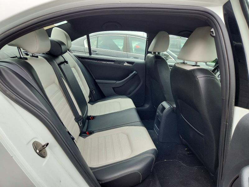 2015 Volkswagen Jetta მანქანა იყიდება აუქციონზე, vin: 3VWD17AJ3FM203806, აუქციონის ნომერი: 56437736