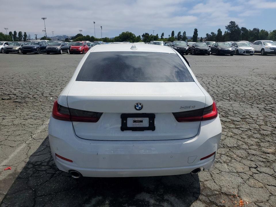 57390366 :رقم المزاد ، 3MW69CW08S8F13771 vin ، 2025 Bmw 330i مزاد بيع