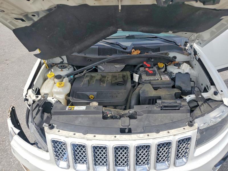 58645036 :رقم المزاد ، 1C4NJDEB9GD765974 vin ، 2016 Jeep Compass مزاد بيع