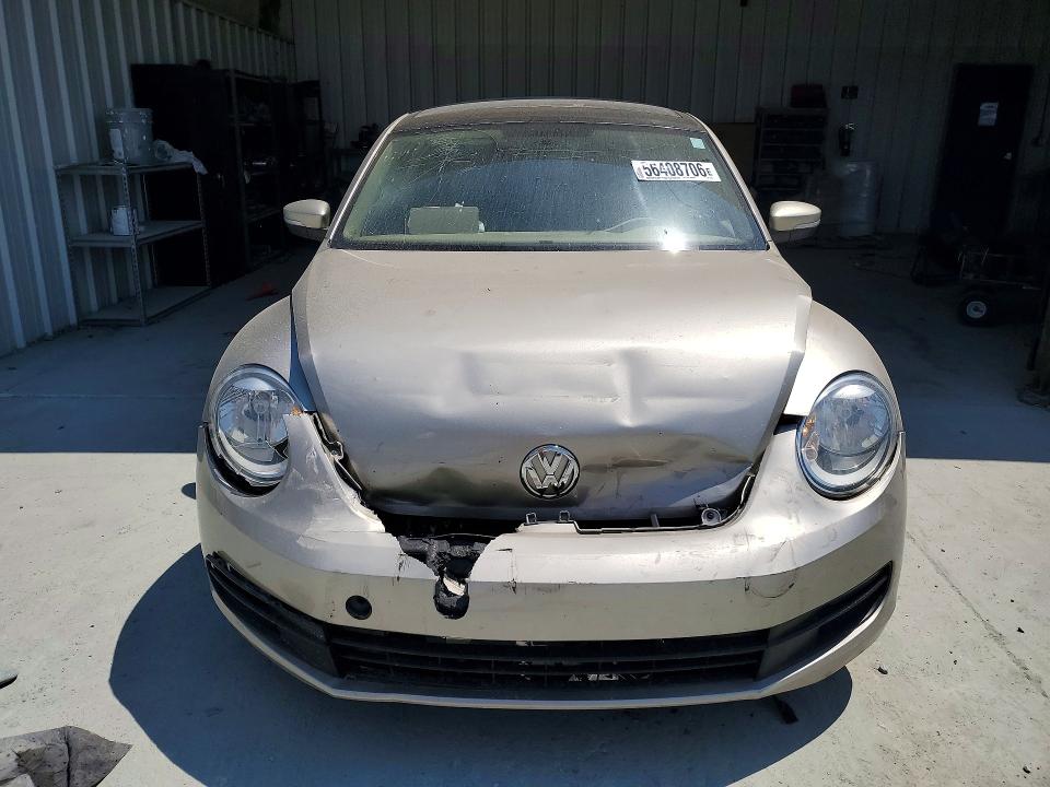56408706 :رقم المزاد ، 3VWJX7AT0DM671704 vin ، 2013 Volkswagen Beetle مزاد بيع