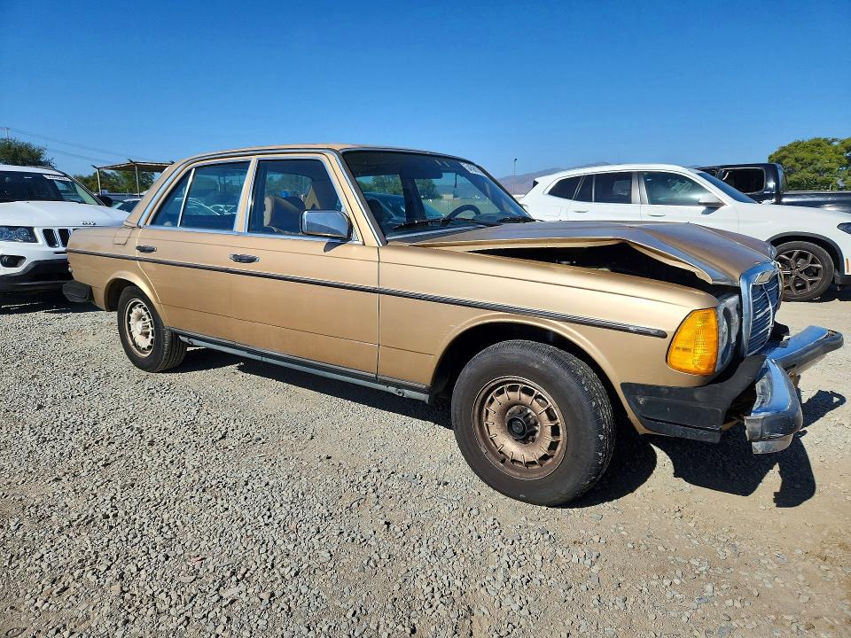 Продажа на аукционе авто 1984 Mercedes-benz 300, vin: WDBAB33A0EA036243, номер лота: 54561276