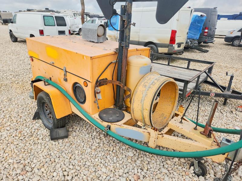 Продаж на аукціоні авто 2001 Fenex Generator, vin: 1T9US0617YS055935, номер лоту: 57306306