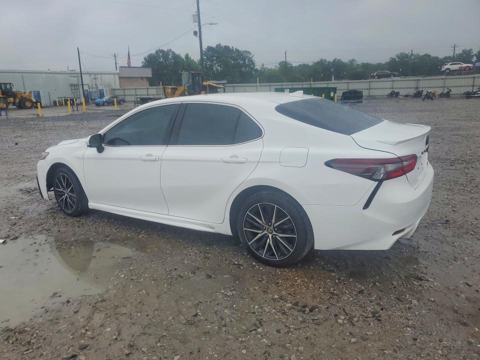Продаж на аукціоні авто 2021 Toyota Camry, vin: 4T1G11AK8MU555239, номер лоту: 57527066