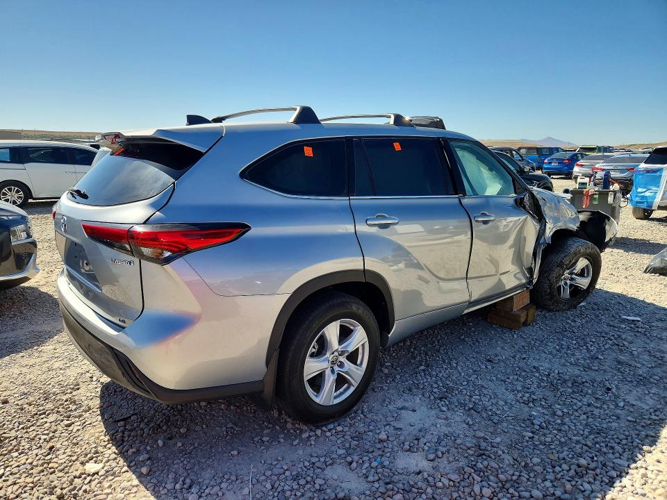 Aukcja sprzedaży 2022 Toyota Highlander, vin: 5TDBBRCH6NS561476, numer aukcji: 56093036