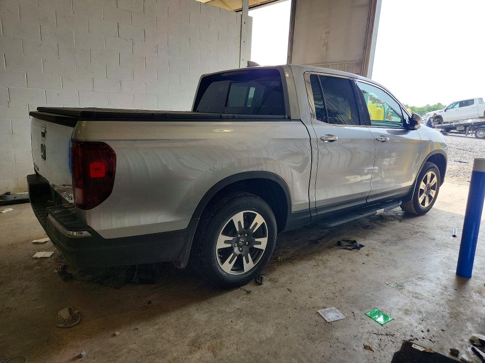 2017 Honda Ridgeline მანქანა იყიდება აუქციონზე, vin: 5FPYK3F79HB016785, აუქციონის ნომერი: 58607136