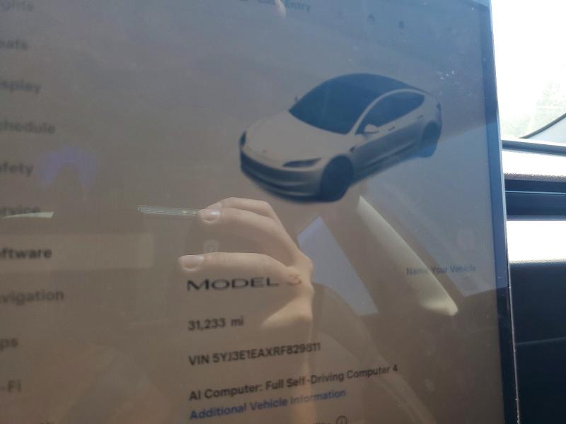 Продажа на аукционе авто 2024 Tesla Model 3, vin: 5YJ3E1EAXRF829811, номер лота: 55597656