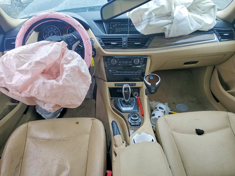 57302006 :رقم المزاد ، WBAVM1C56FV318608 vin ، 2015 Bmw X1 مزاد بيع