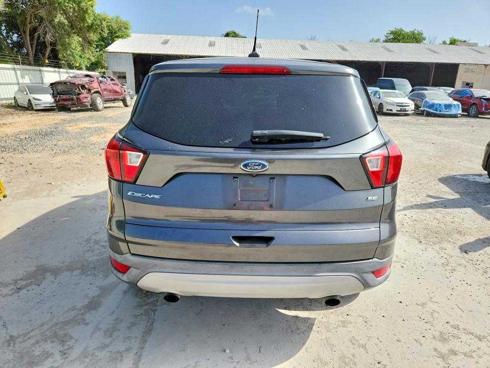 2019 Ford Escape მანქანა იყიდება აუქციონზე, vin: 1FMCU0GD0KUB58405, აუქციონის ნომერი: 56752796