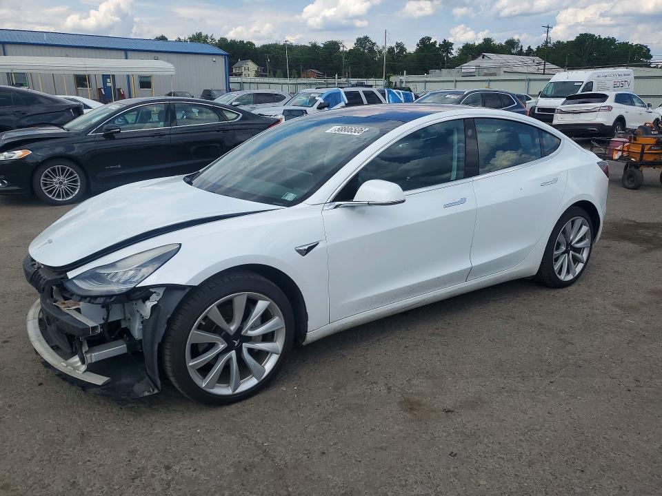 Продажа на аукционе авто 2018 Tesla Model 3, vin: 5YJ3E1EA0JF108756, номер лота: 58806506
