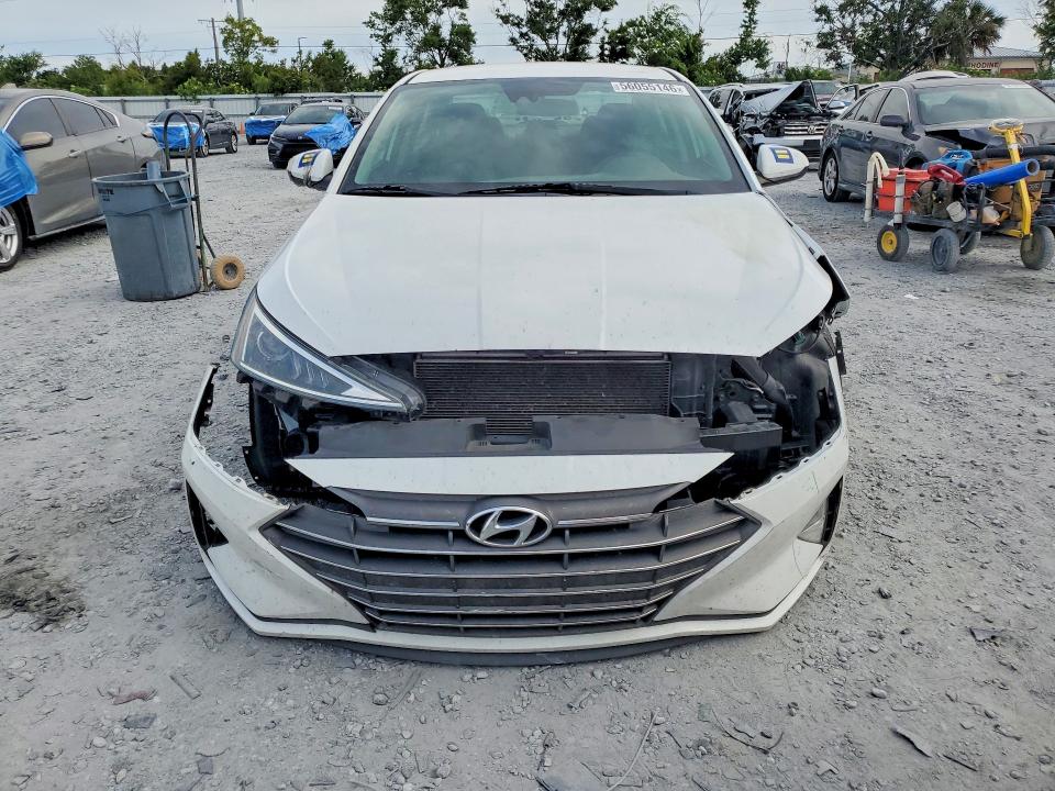 56055146 :رقم المزاد ، 5NPD84LF9LH568109 vin ، 2020 Hyundai Elantra مزاد بيع